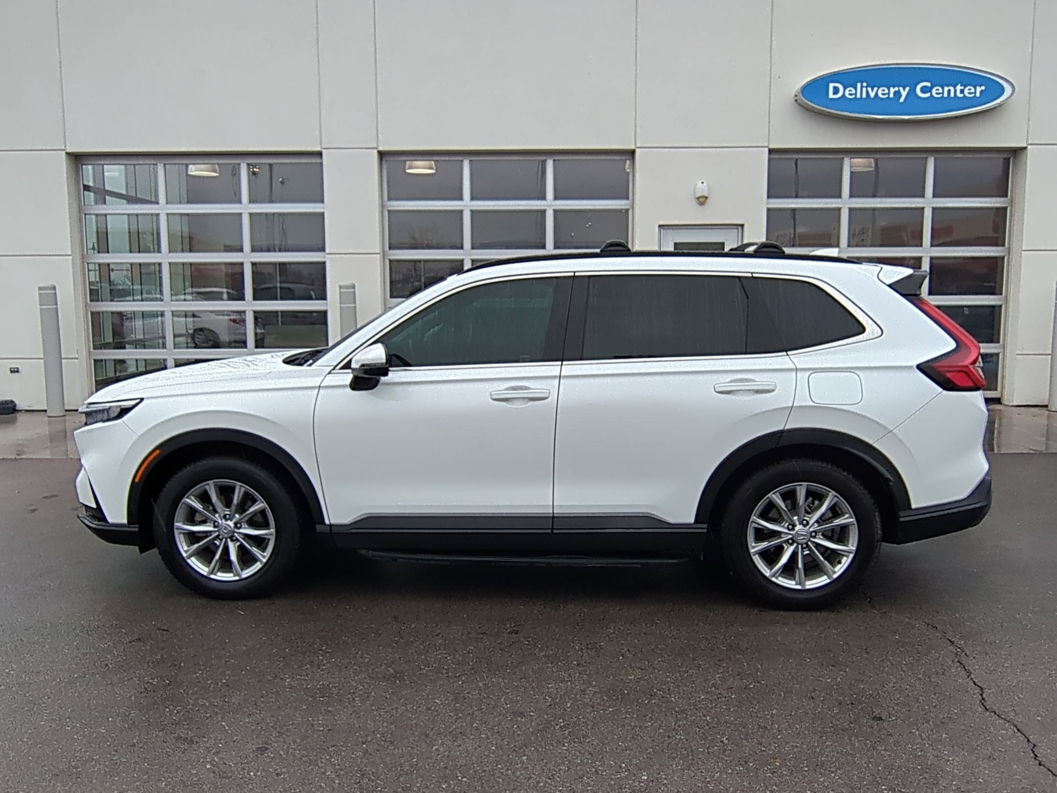 Used 2023 Honda CR-V EX-L image 9