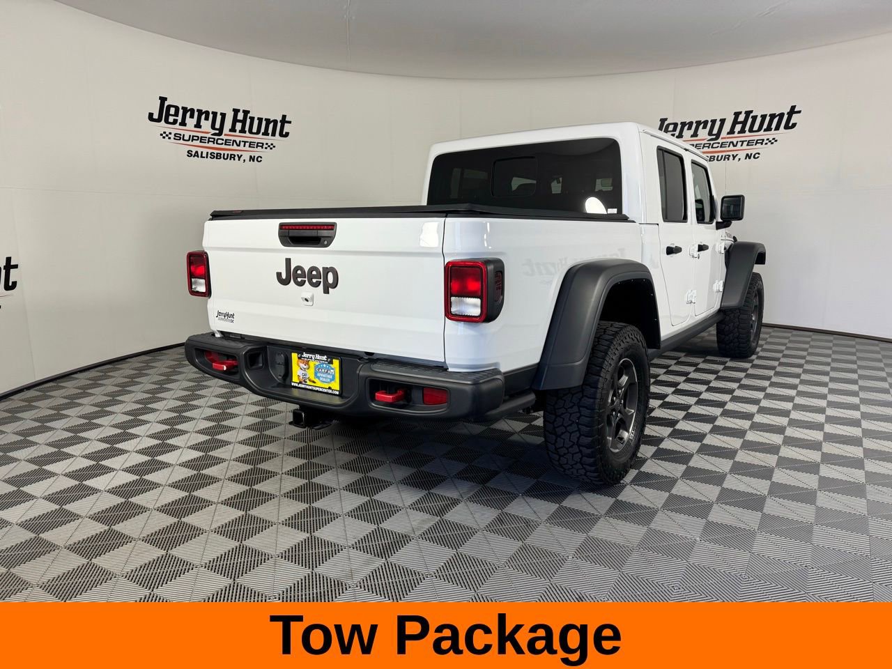 Used 2022 Jeep Gladiator Rubicon w/ Cold Weather Group AWD/4WD image 7