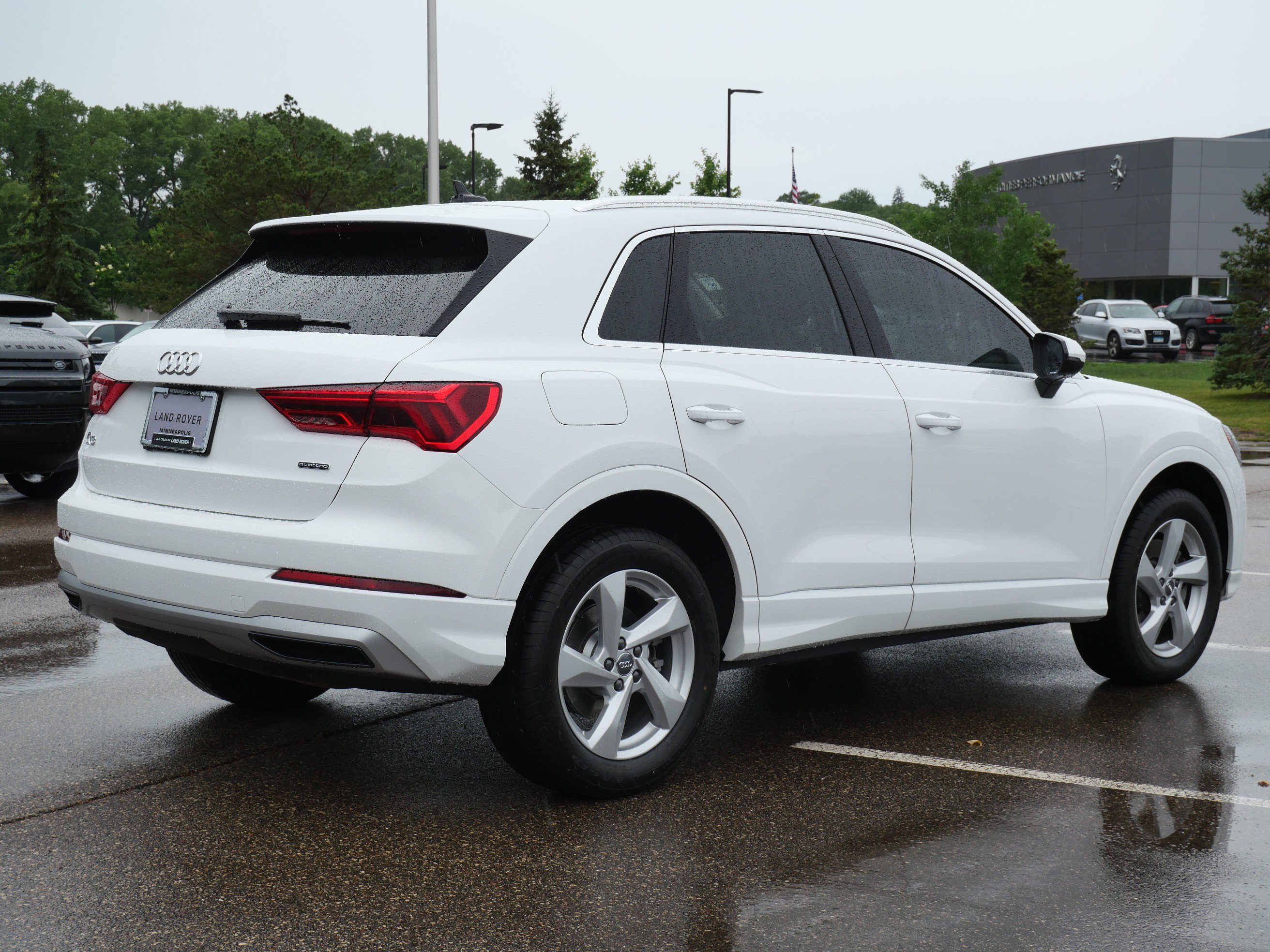 Used 2020 Audi Q3 2.0T Premium AWD/4WD image 5