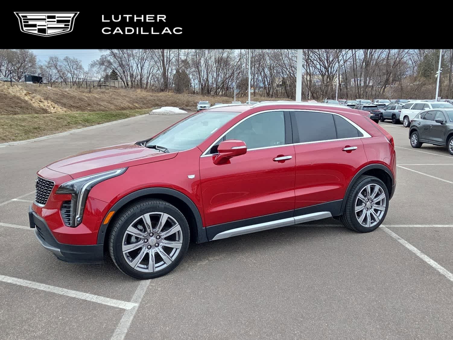 Used 2019 Cadillac XT4 Premium Luxury image 1
