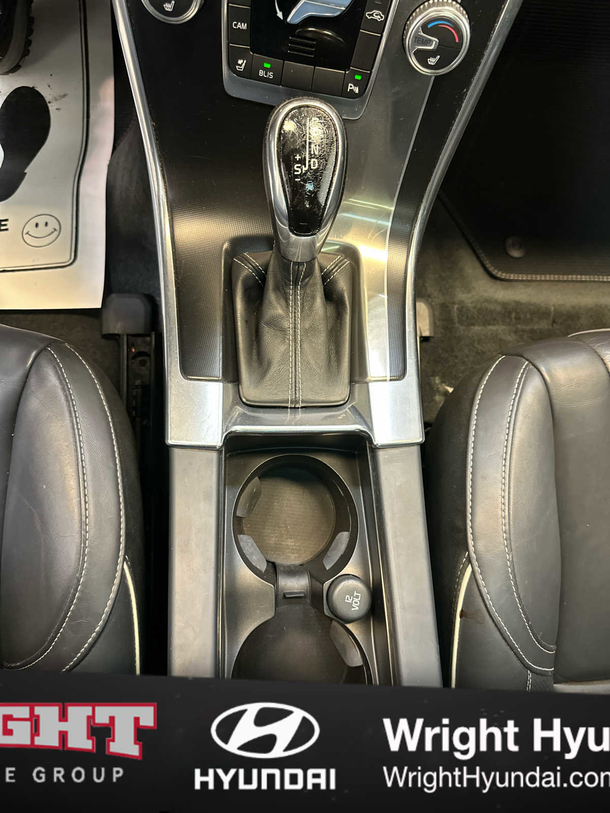 Used 2015 Volvo XC60 T6 R-Design w/ Proximity Package image 27