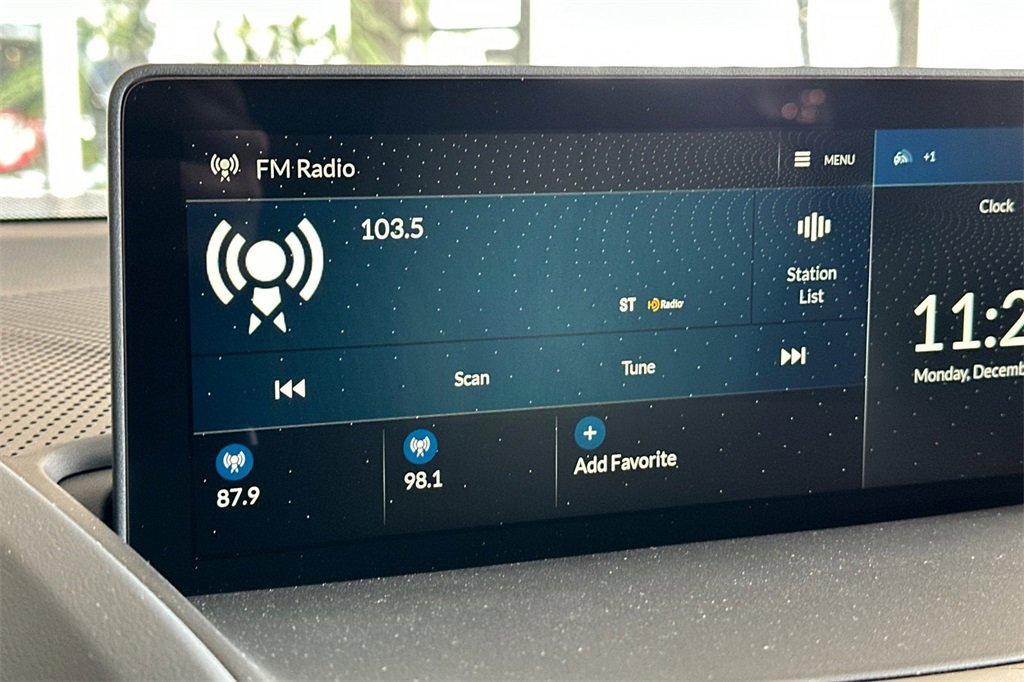 New 2026 Acura RDX SH-AWD image 13