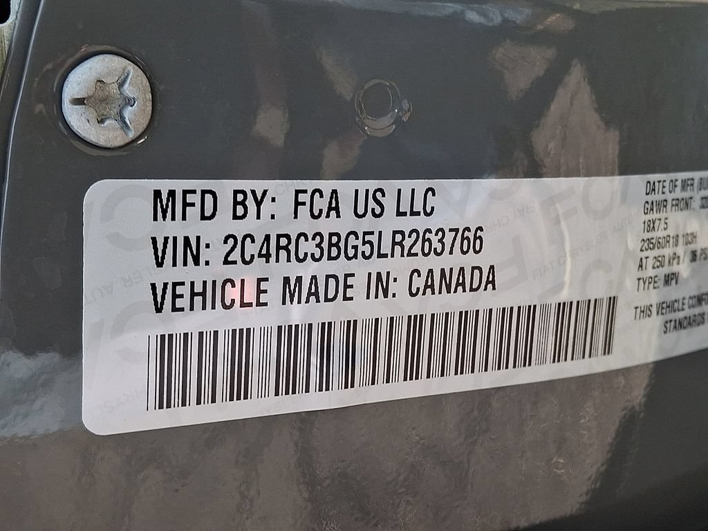 Used 2020 Chrysler Pacifica Touring-L w/ Advanced Safetytec Group AWD/4WD image 30