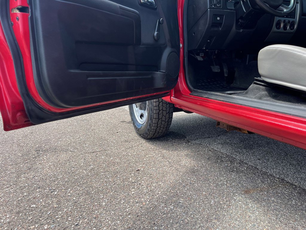 Used 2011 Chevrolet Colorado W/T image 8