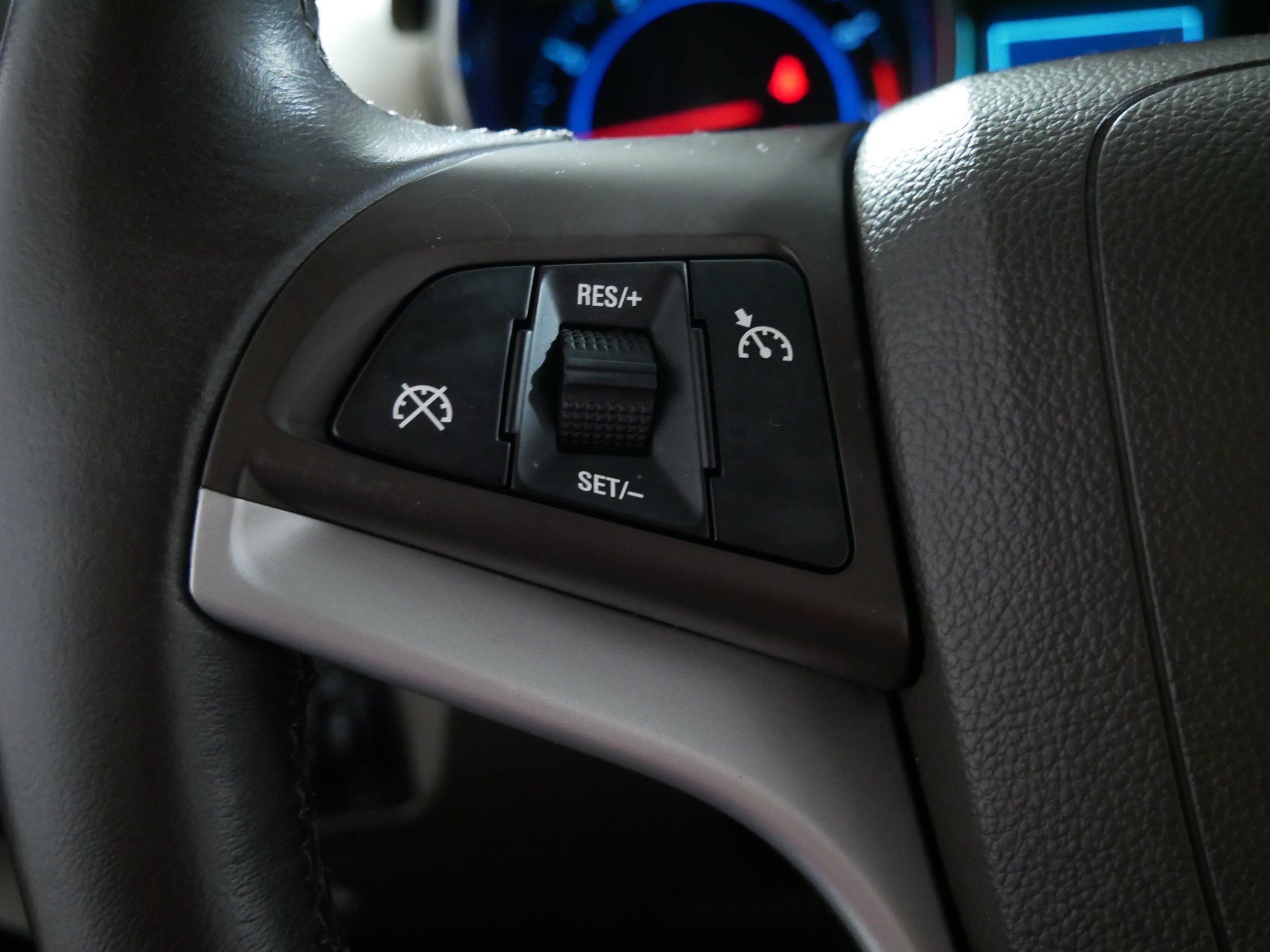Used 2013 Chevrolet Cruze LTZ FWD image 28