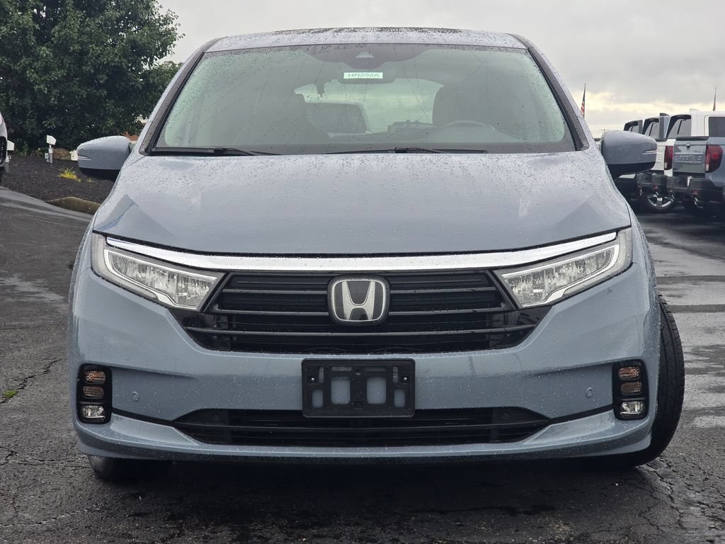 Used 2023 Honda Odyssey Elite image 3