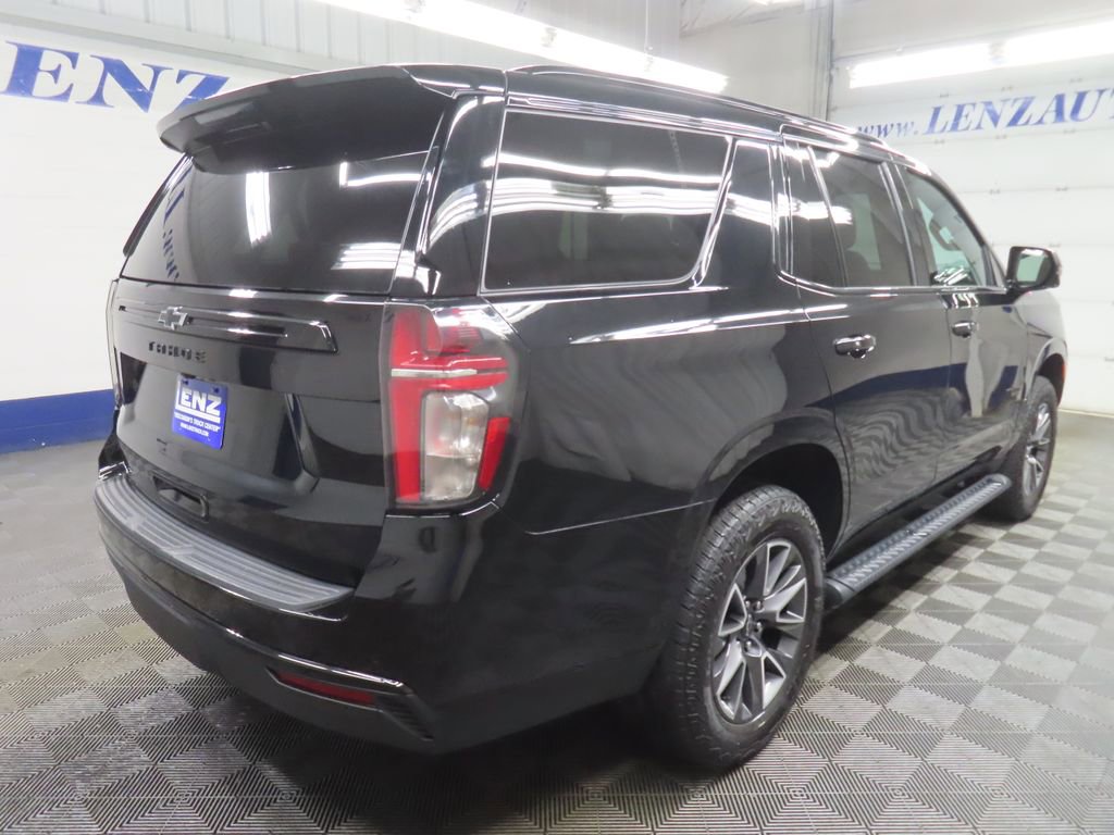 Used 2024 Chevrolet Tahoe Z71 w/ Luxury Package AWD/4WD image 5