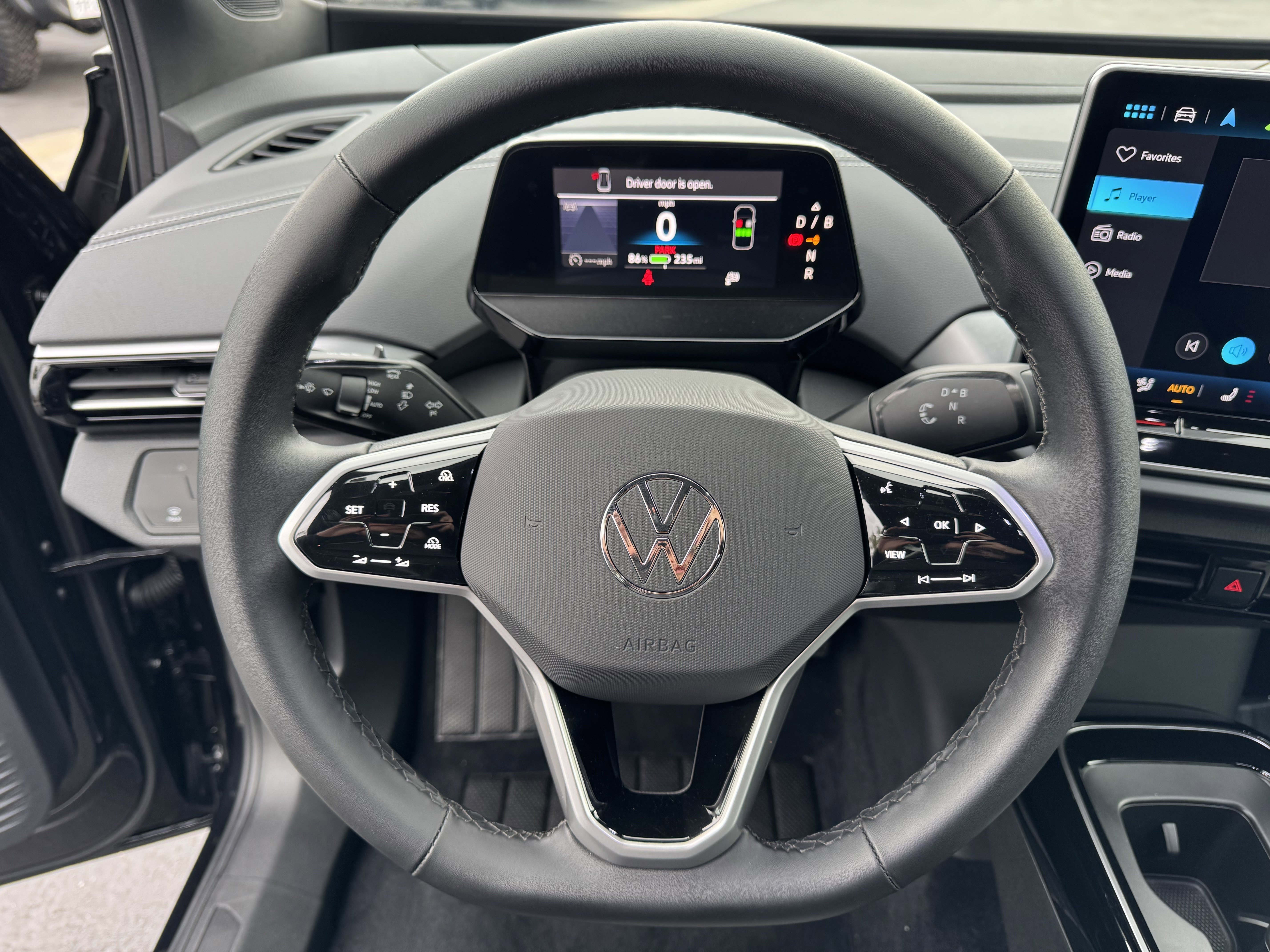 Used 2025 Volkswagen ID.4 Pro image 19