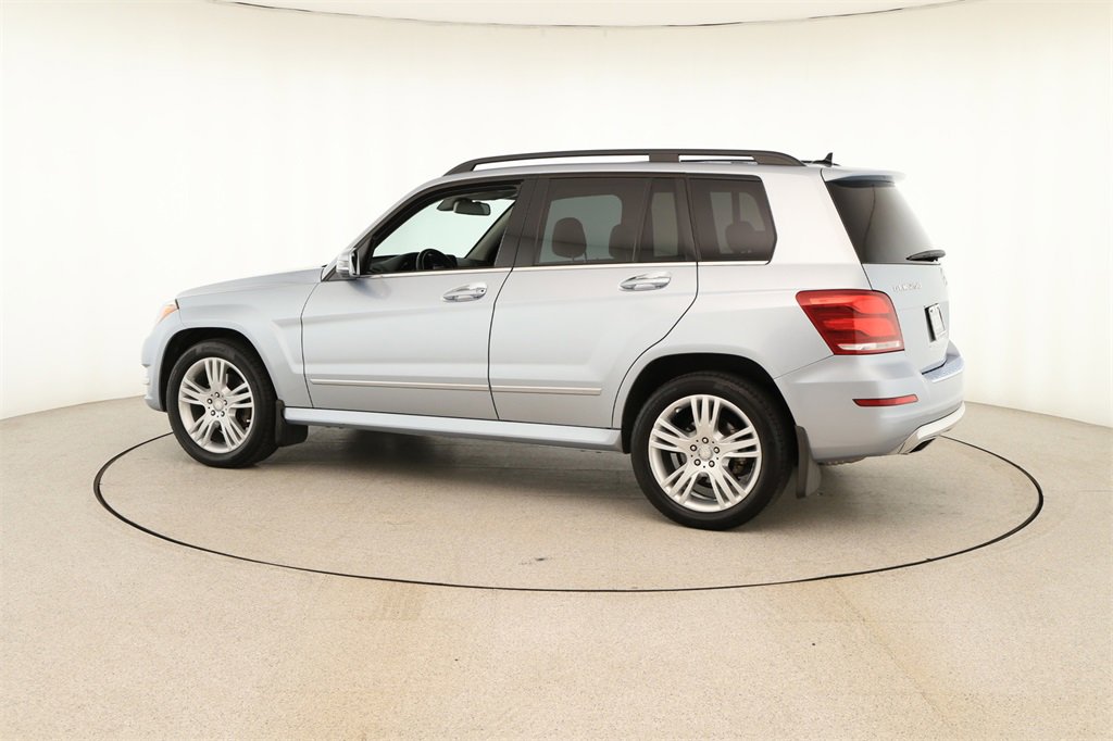Used 2014 Mercedes-Benz GLK 250 BlueTEC 4MATIC image 3