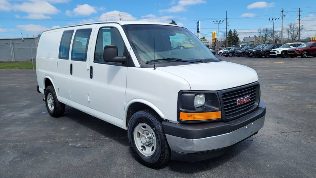 Used 2017 GMC Savana 2500 RWD image 17