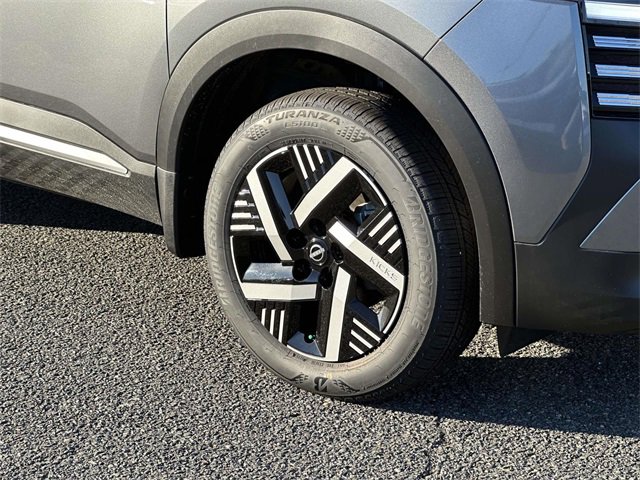 New 2026 Nissan Kicks SV image 7