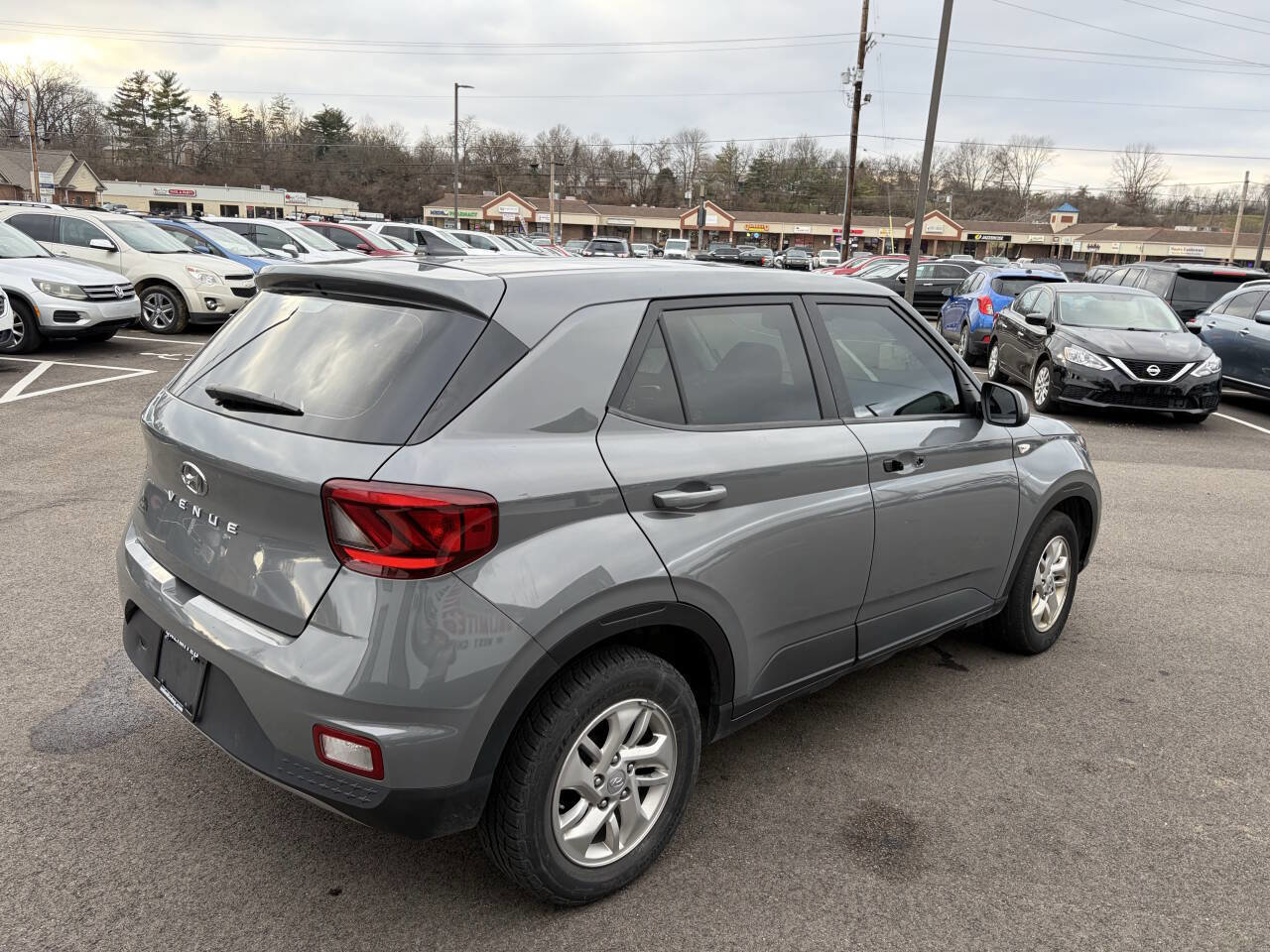 Used 2022 Hyundai Venue SE w/ Cargo Package image 8