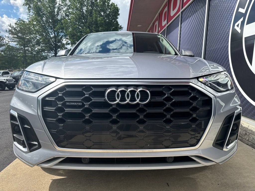 Used 2023 Audi Q5 2.0T Premium w/ Convenience Package AWD/4WD image 8