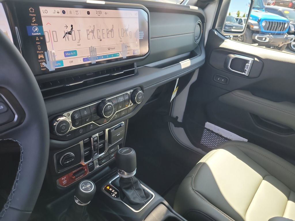 New 2026 Jeep Gladiator Mojave image 18