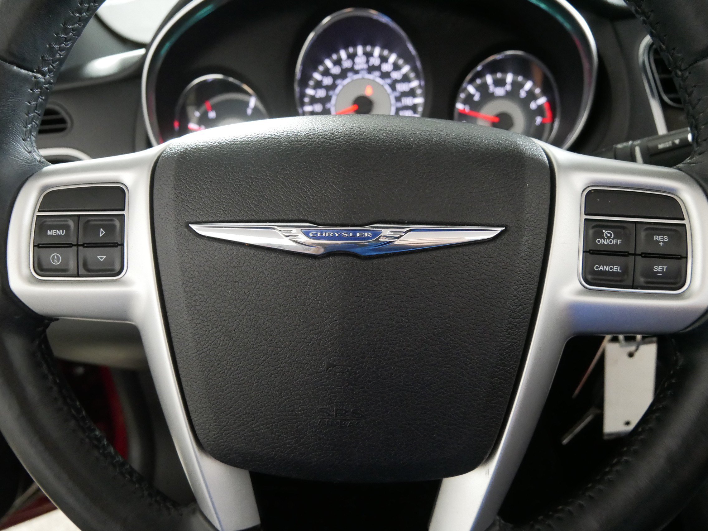 Used 2012 Chrysler 200 Touring FWD image 25