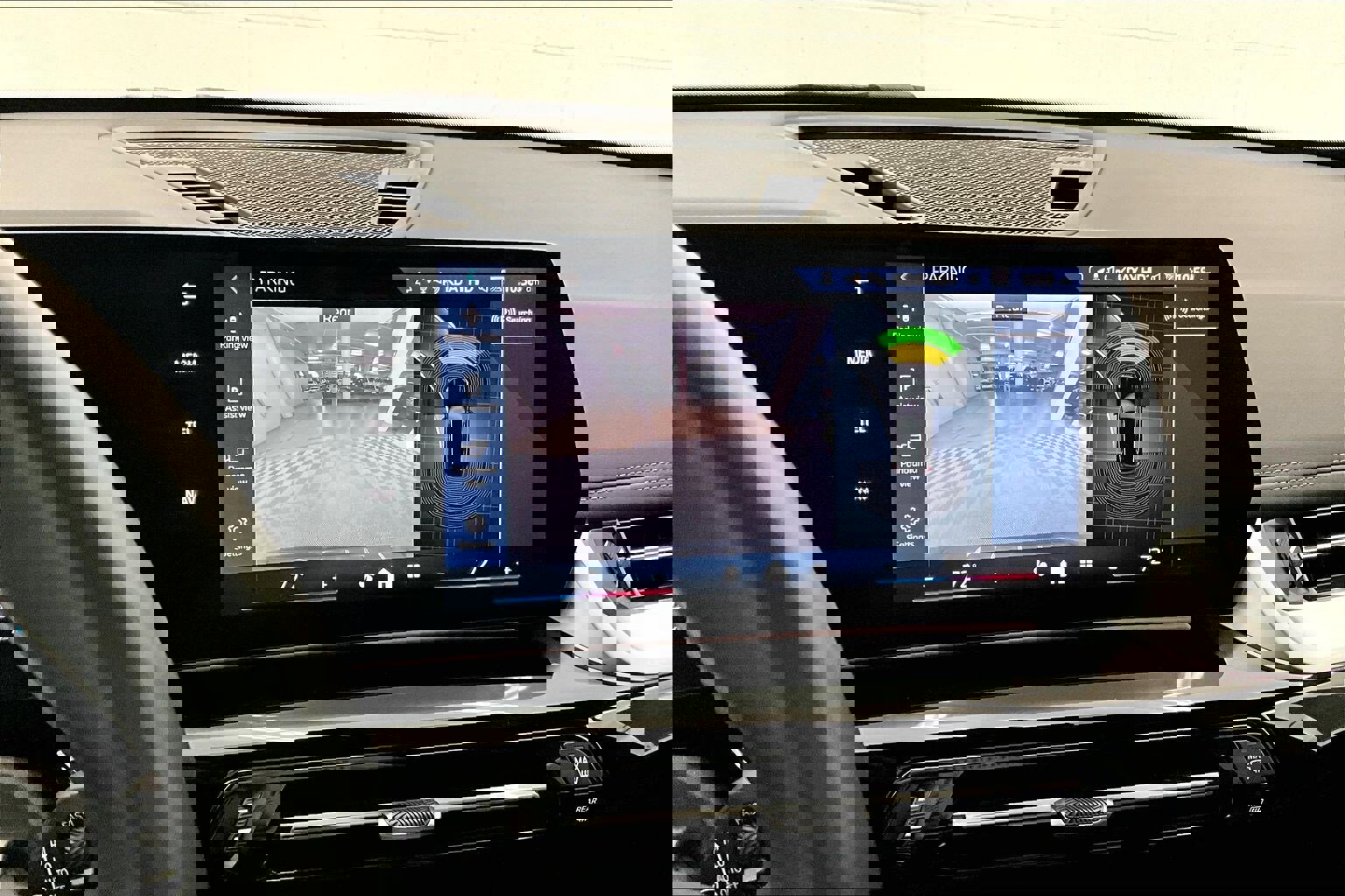 Used 2024 BMW X1 xDrive28i w/ Convenience Package image 28