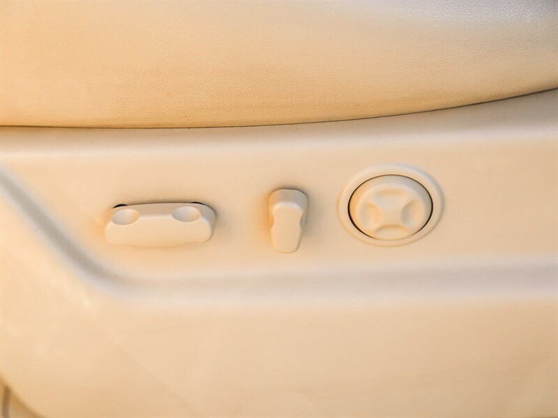 Used 2014 Cadillac Escalade ESV Premium AWD/4WD image 39