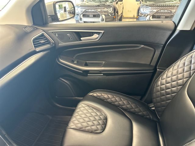 Used 2024 Ford Edge Titanium AWD/4WD image 25