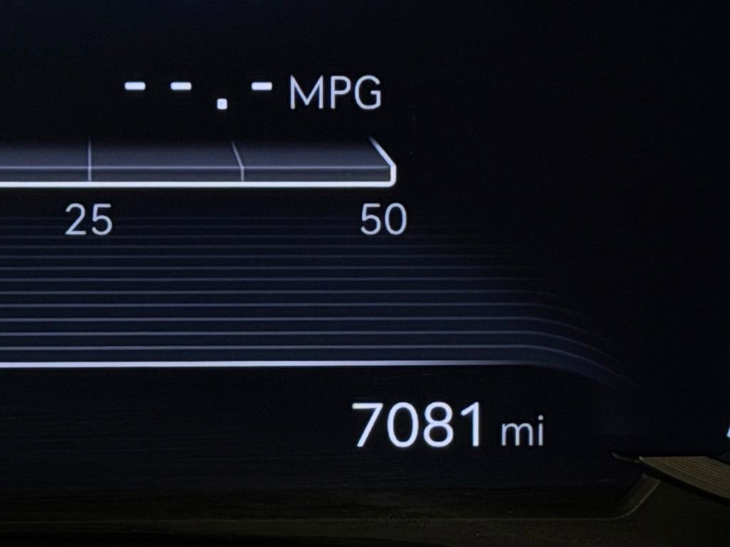Used 2023 Genesis G70 2.0T w/ Sport Prestige Package AWD/4WD image 12