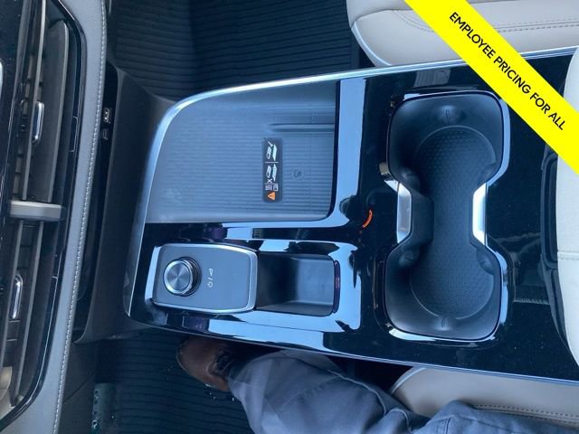 New 2025 Buick Enclave Preferred w/ LPO, Floor Liner Package image 24