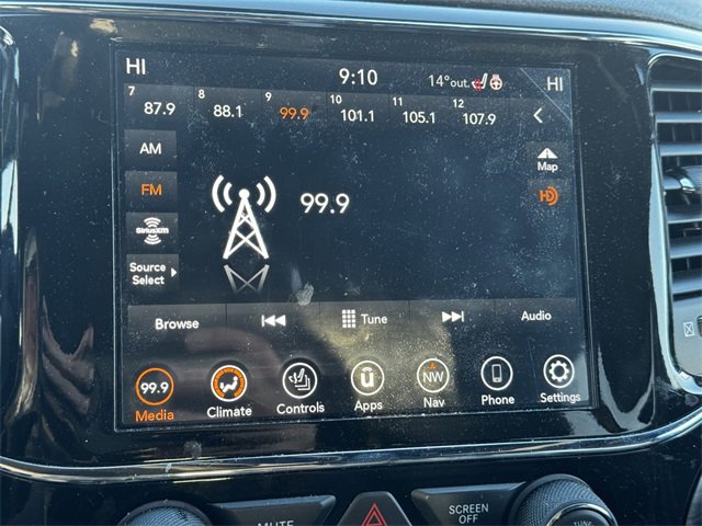 Certified 2022 Jeep Grand Cherokee Laredo X image 29