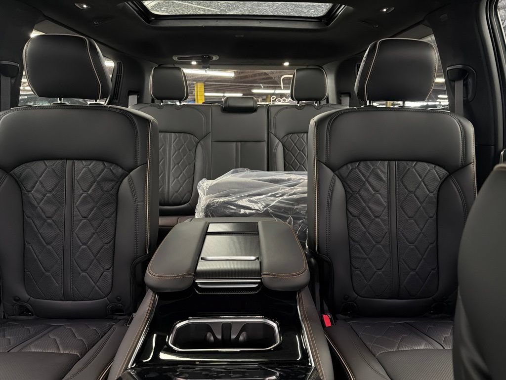 New 2026 Jeep Grand Wagoneer Summit AWD/4WD image 23