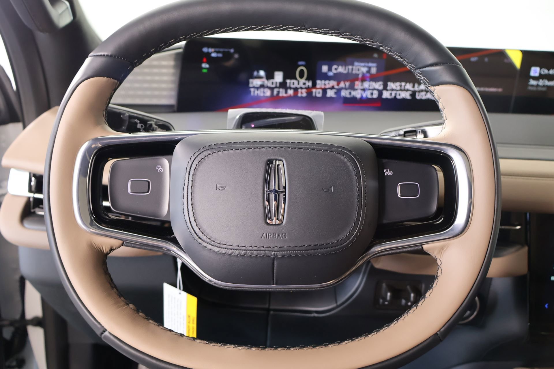 New 2026 Lincoln Navigator L Black Label AWD/4WD image 3