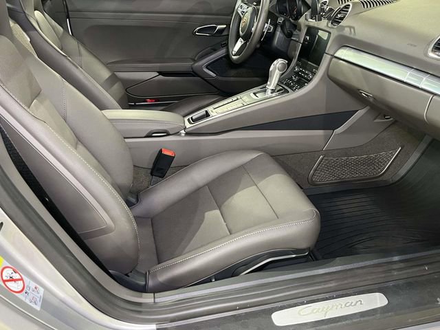 Certified 2025 Porsche 718 Cayman image 19