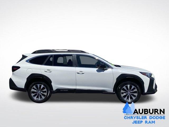 Used 2023 Subaru Outback Limited AWD/4WD image 8