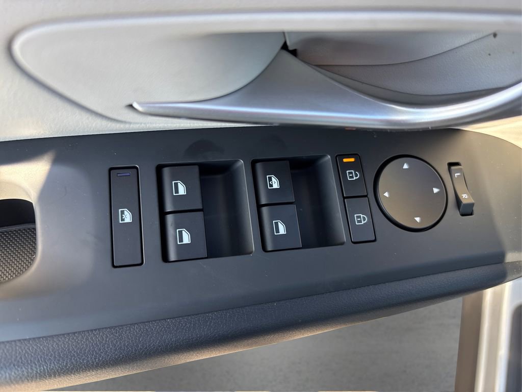 New 2026 Hyundai Tucson SE image 33