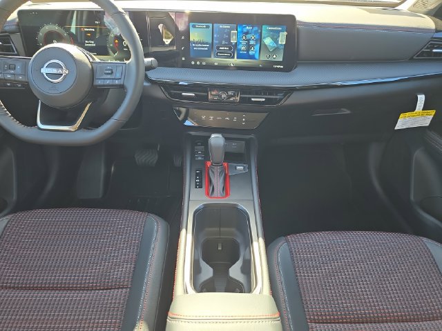 New 2026 Nissan Kicks SR FWD image 16
