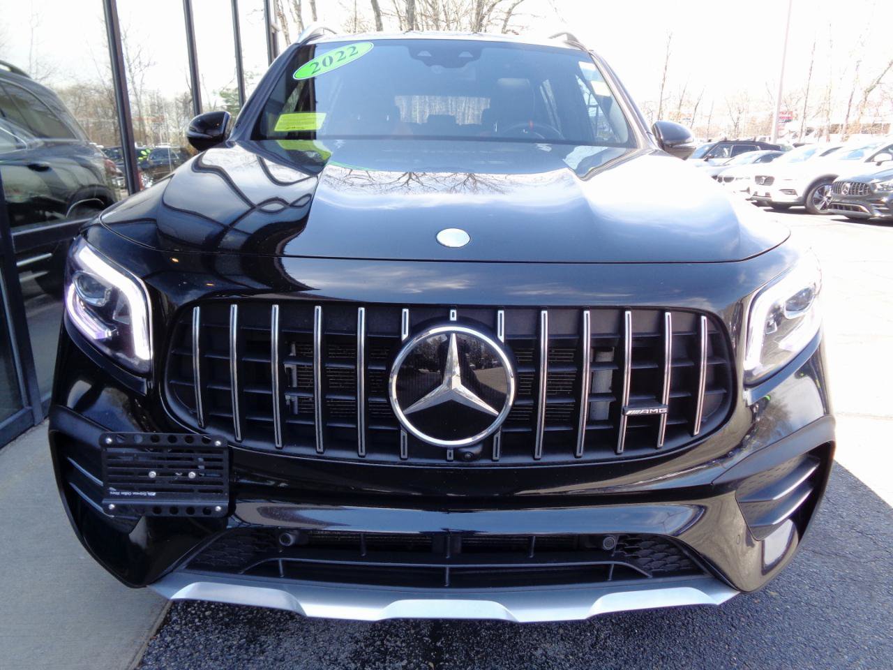 Used 2022 Mercedes-Benz GLB 35 AMG 4MATIC image 2