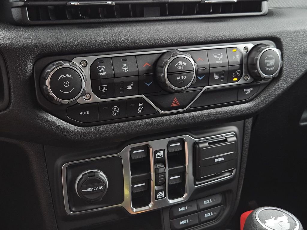 New 2025 Jeep Wrangler Unlimited Sport image 13