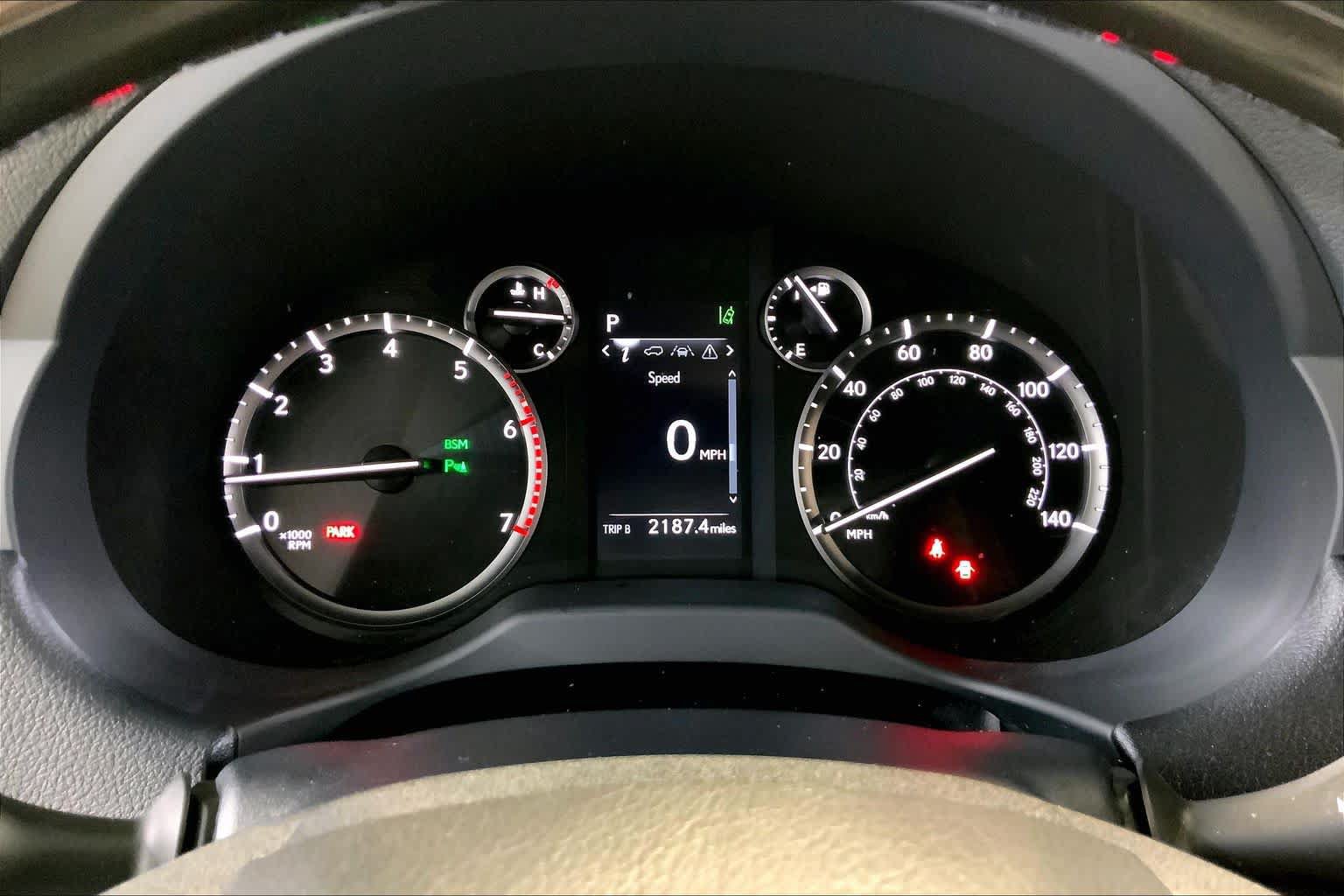 Used 2023 Lexus GX 460 Premium w/ Premium Package AWD/4WD image 25
