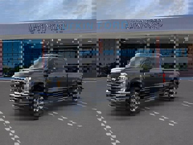New 2024 Ford F250 XLT w/ 360-Degree Camera Package