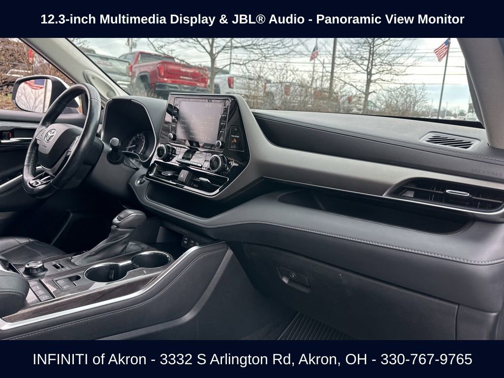 Used 2022 Toyota Highlander Limited image 25