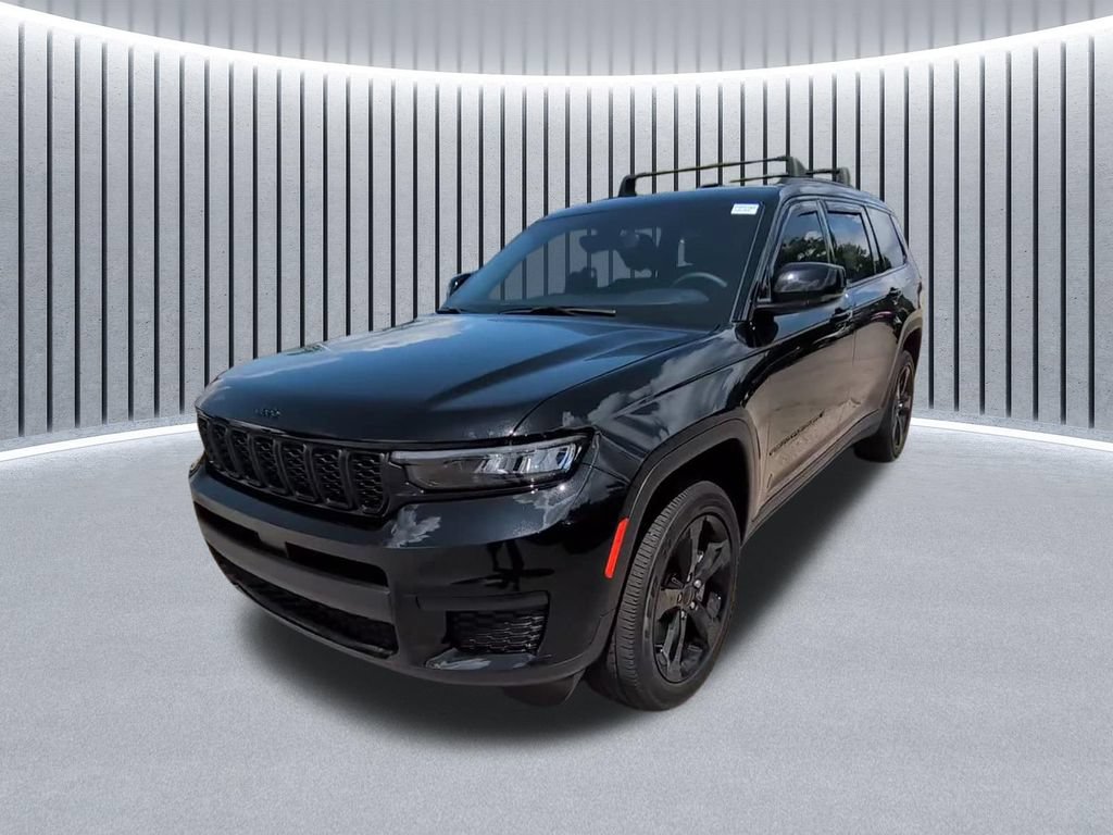 Used 2024 Jeep Grand Cherokee L Altitude AWD/4WD image 20