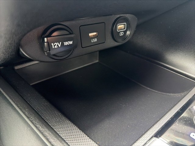 Certified 2022 Hyundai Elantra SEL image 25