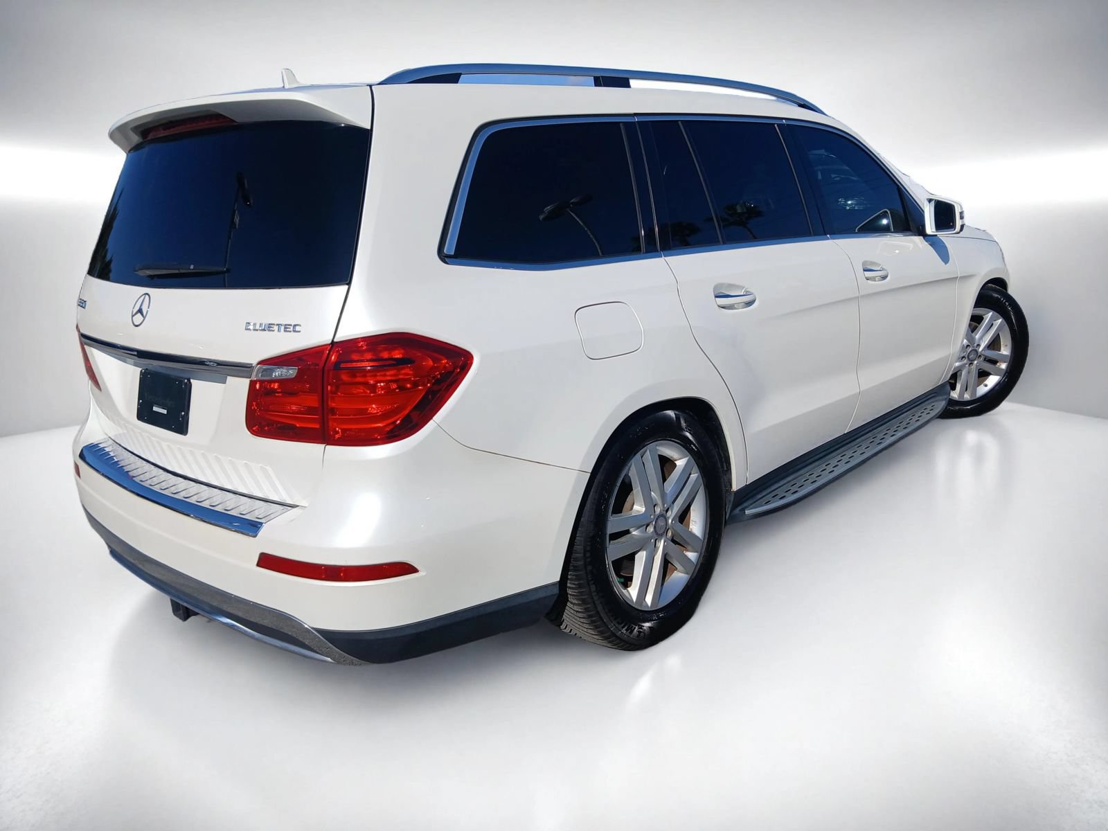Used 2016 Mercedes-Benz GL 320 BlueTEC 4MATIC image 4