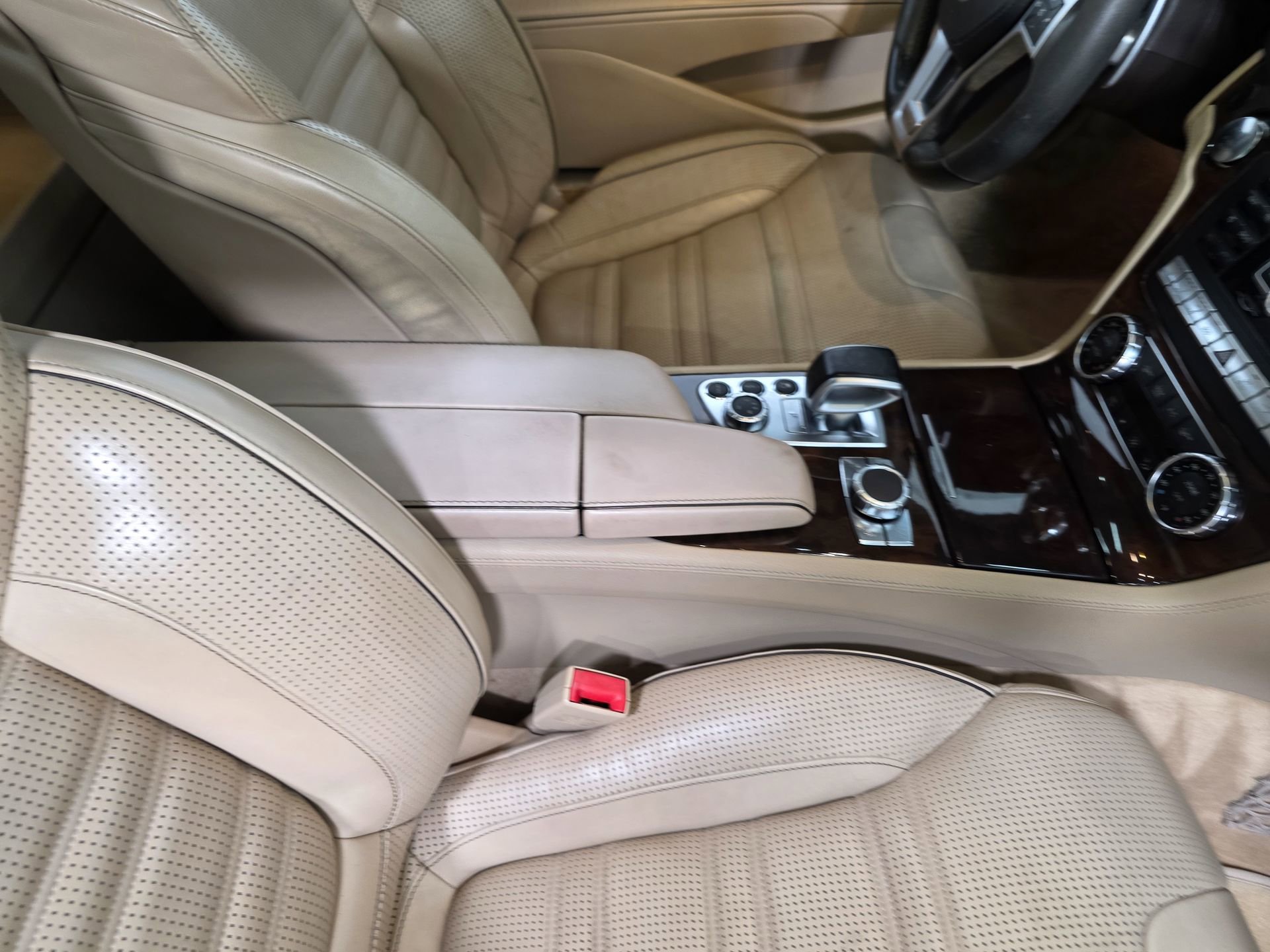 Used 2013 Mercedes-Benz SL 63 AMG image 16