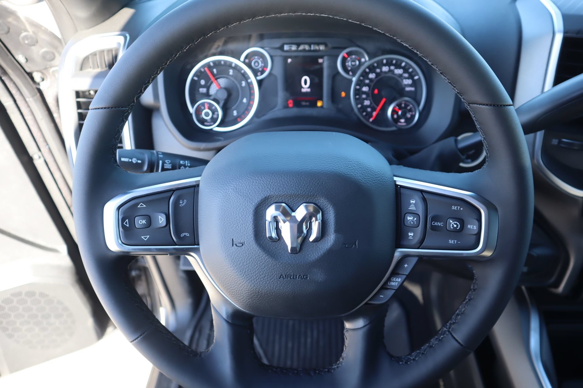 New 2026 RAM 2500 Big Horn AWD/4WD image 3