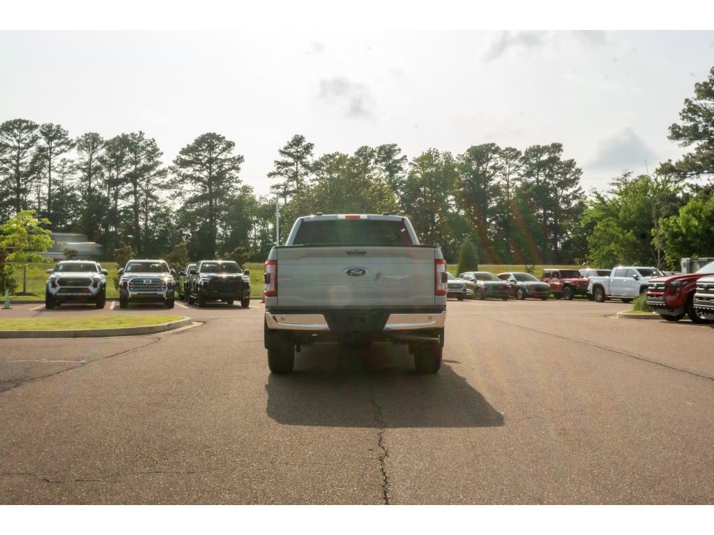 Used 2023 Ford F150 Lariat w/ FX4 Off-Road Package AWD/4WD image 6