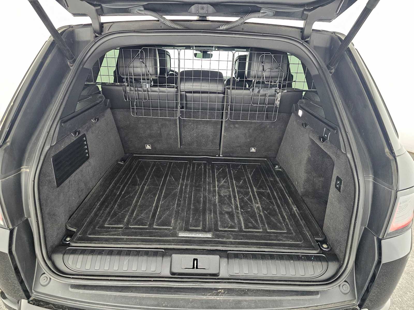 Used 2019 Land Rover Range Rover Sport Supercharged image 14