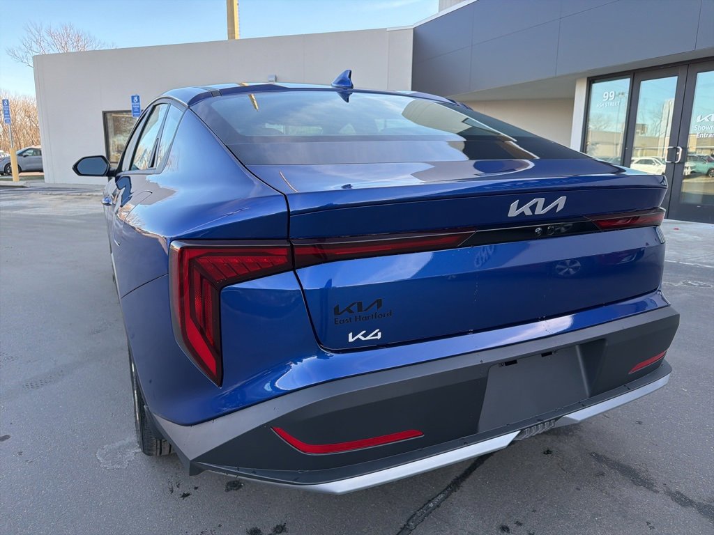 New 2025 Kia K4 LXS image 9