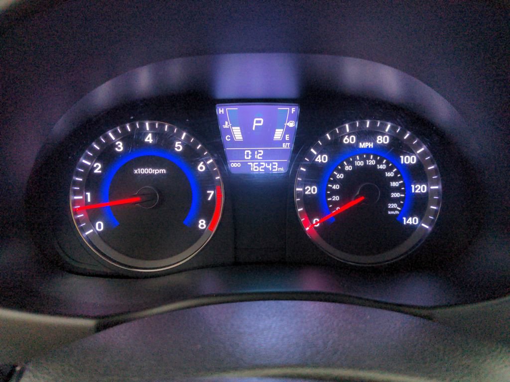 Used 2013 Hyundai Accent GS FWD image 14
