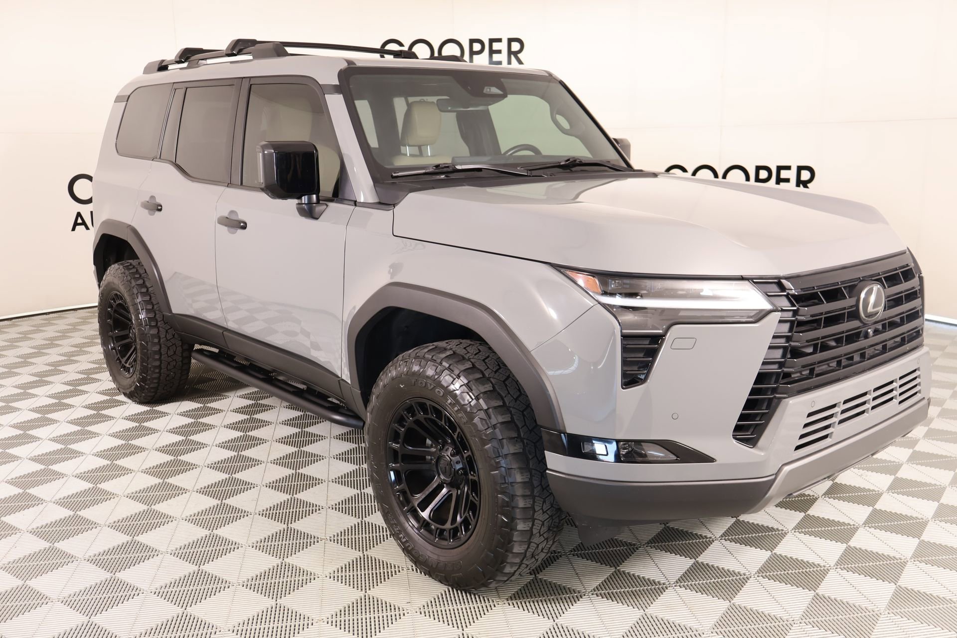 Used 2024 Lexus GX 550 AWD/4WD image 1