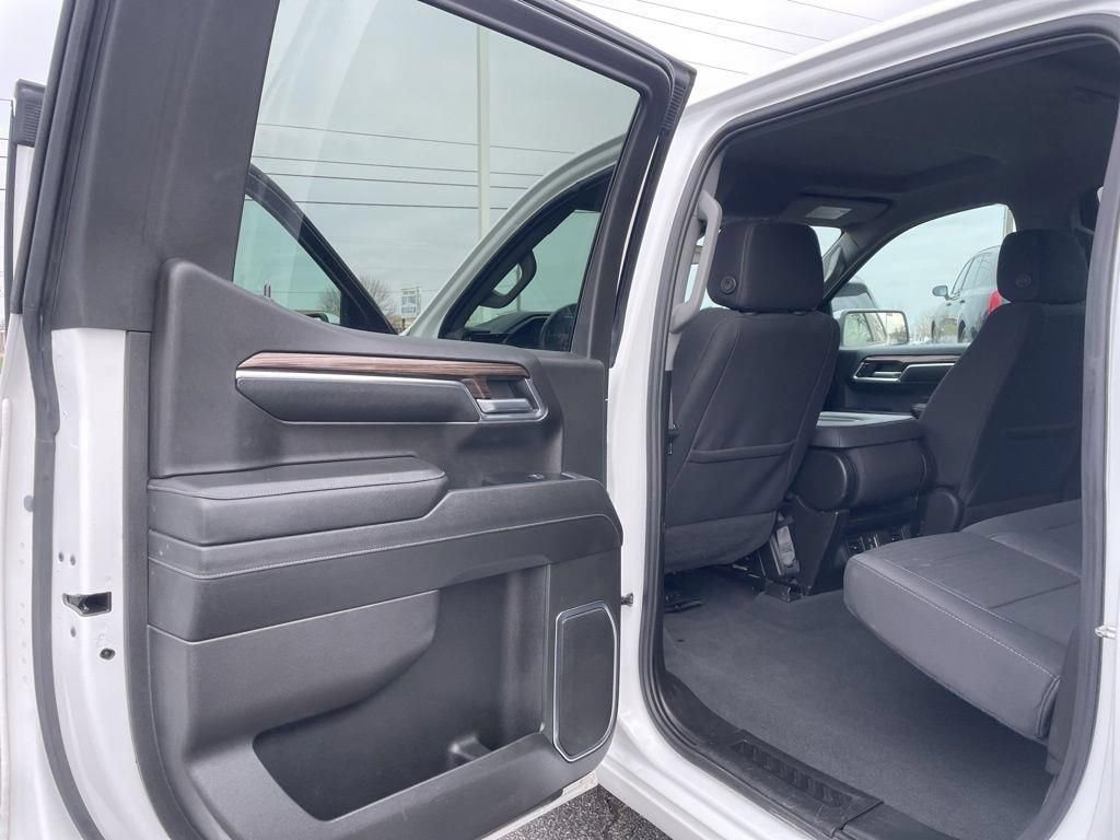 Used 2023 Chevrolet Silverado 1500 LT w/ Protection Package AWD/4WD image 29