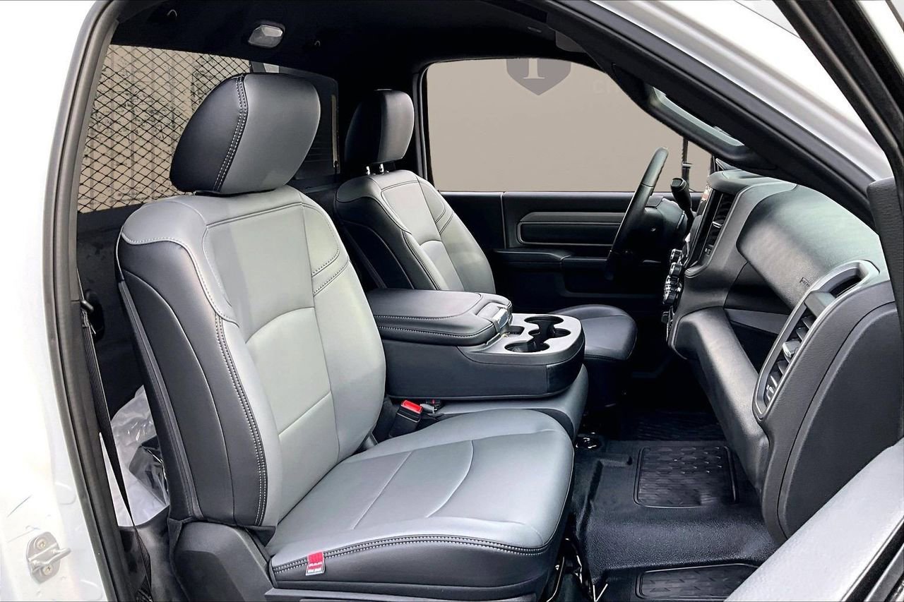 New 2025 RAM 5500 Tradesman image 22