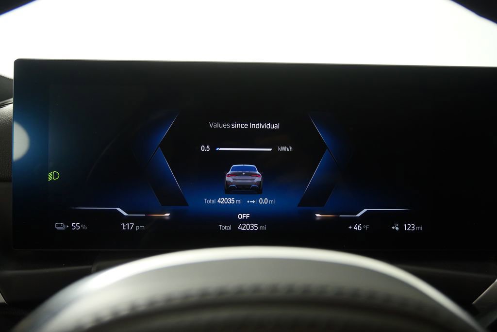 Certified 2023 BMW i4 eDrive40 w/ M Sport Package image 24