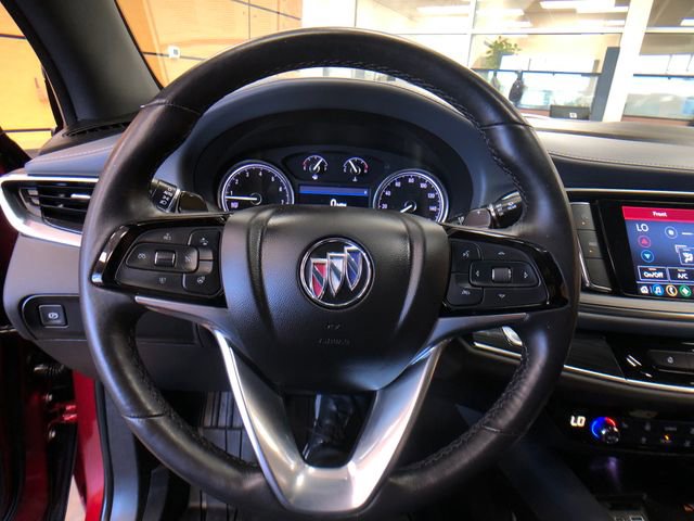 Used 2022 Buick Enclave Essence AWD/4WD image 13